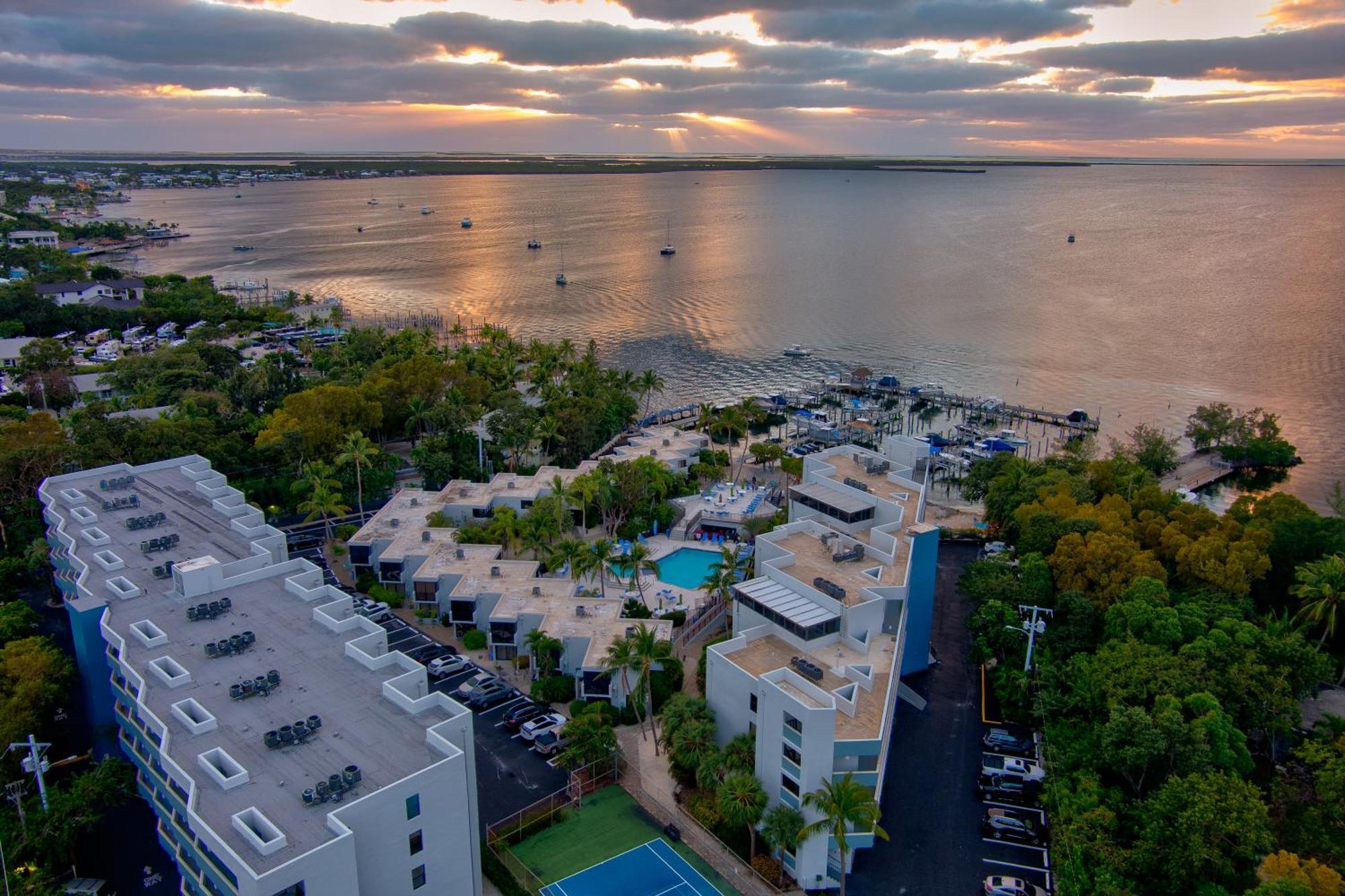2Br In Key Largo W Pool And Sunset Views Aparthotel Bagian luar foto